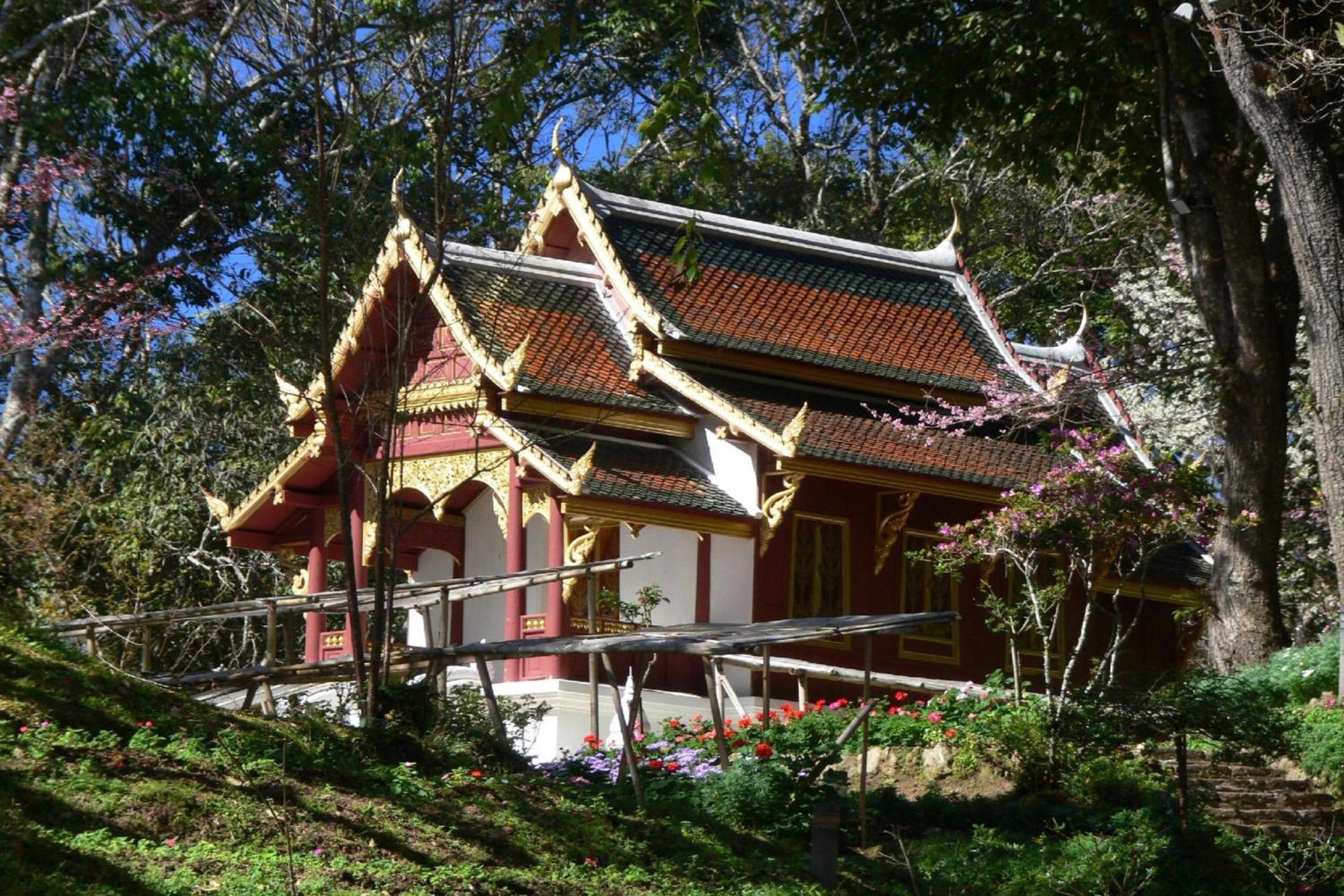 Oyo 928 Leaf Hostel Chiang Mai Exterior foto